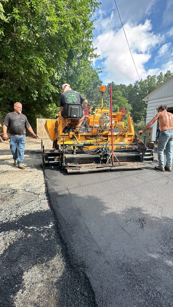 Michigan Asphalt Paving | B&E Coating