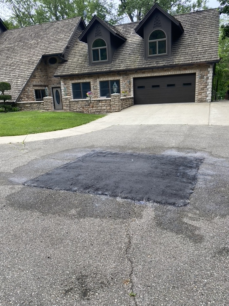 Asphalt Pavement Deterioration | Potholes | B&E