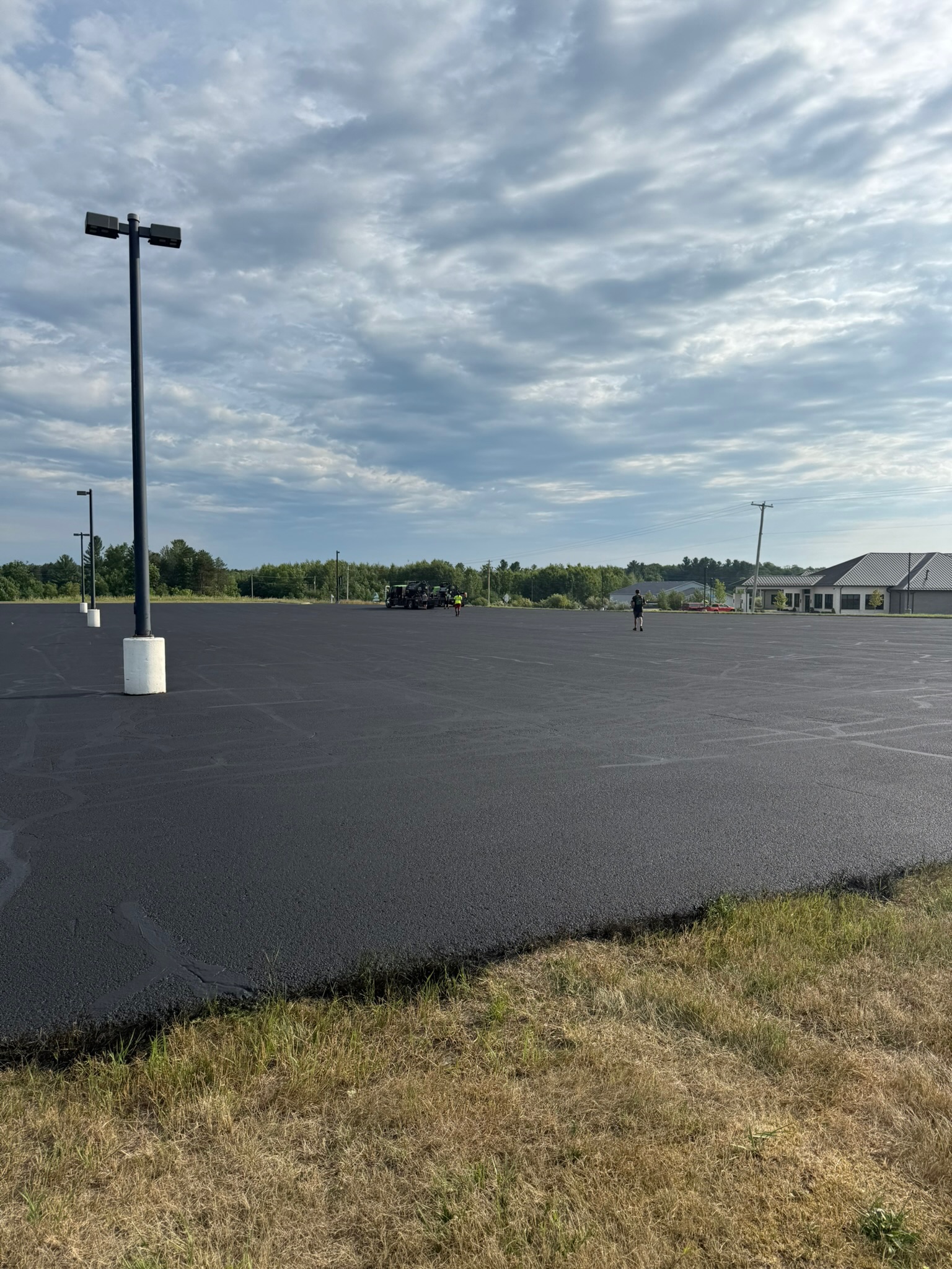 Commercial Sealcoating | B&E Coating