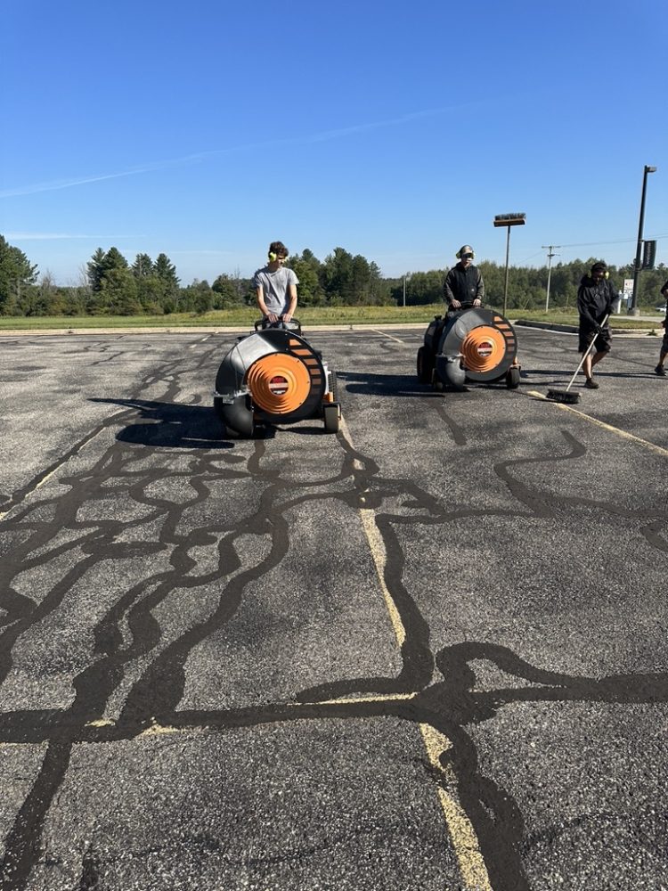 Asphalt Driveway and Parking Lot Sealcoating | B&E