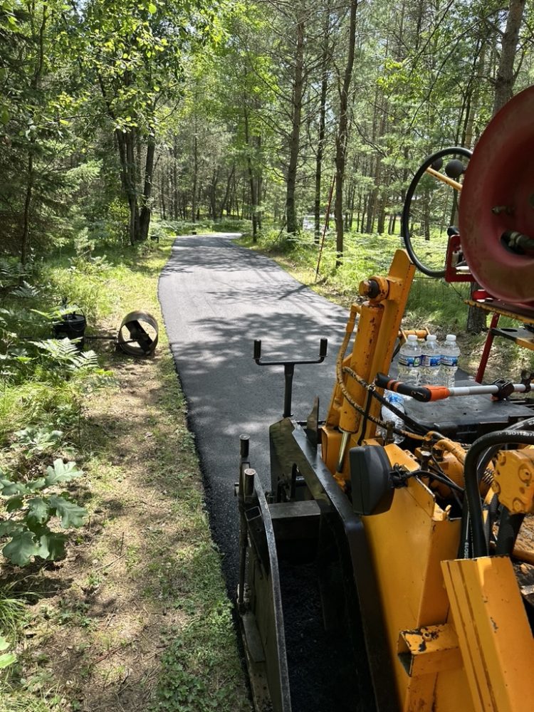 Can I Pave Asphalt Driveways In Winter | B&E