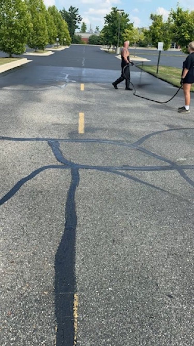 Asphalt Cracks & Repair | B&E Coating