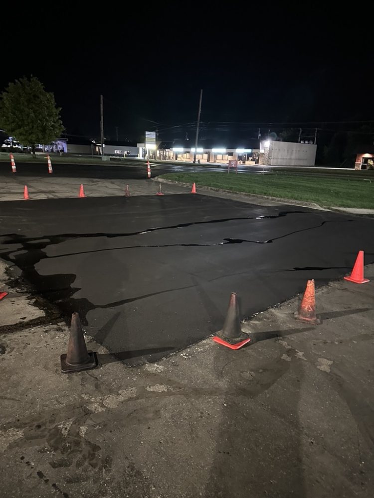 Proper Asphalt Installation Affects Pavement Lifespan | B&E