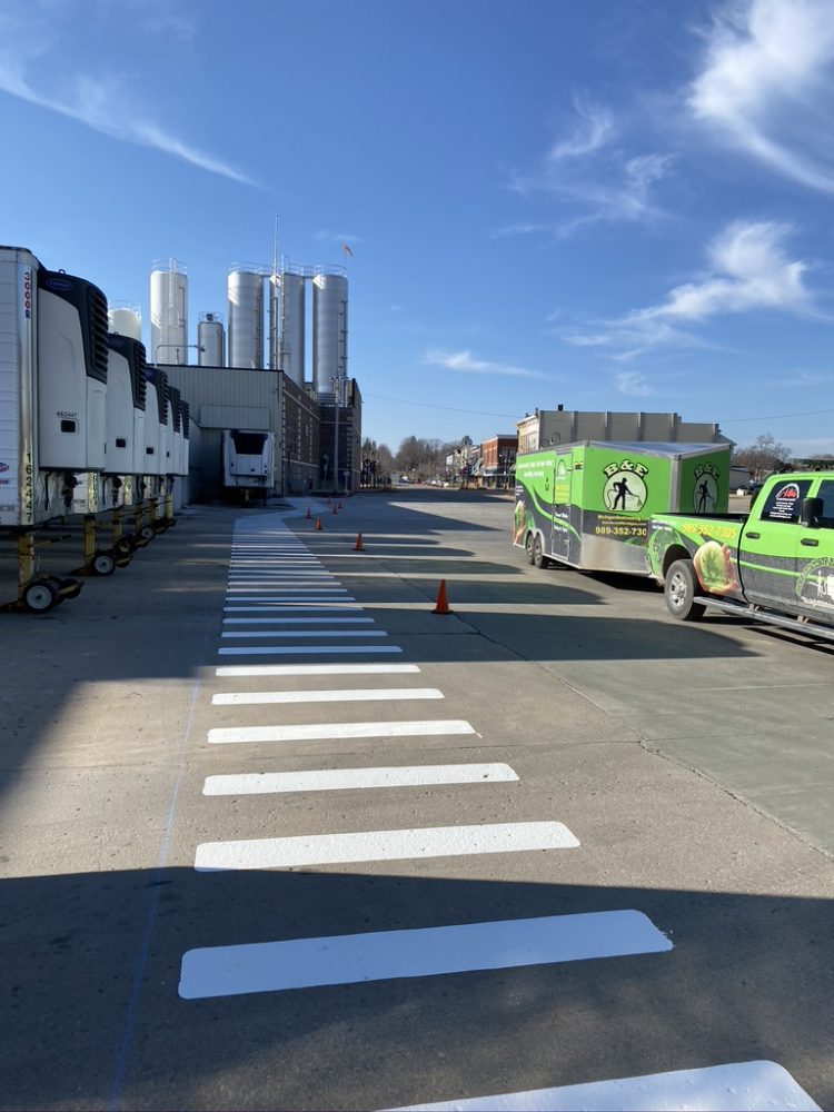 Sealcoating Commercial Properties | B&E Coating Services