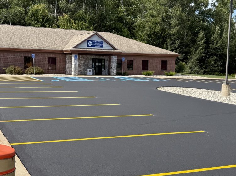 Sealcoating | B&E Coating