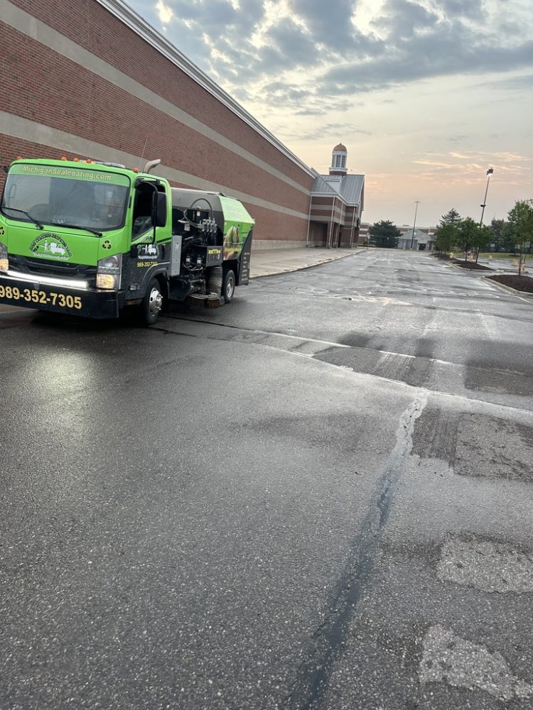 Selecting the Right Sweeping Contractor | B&E